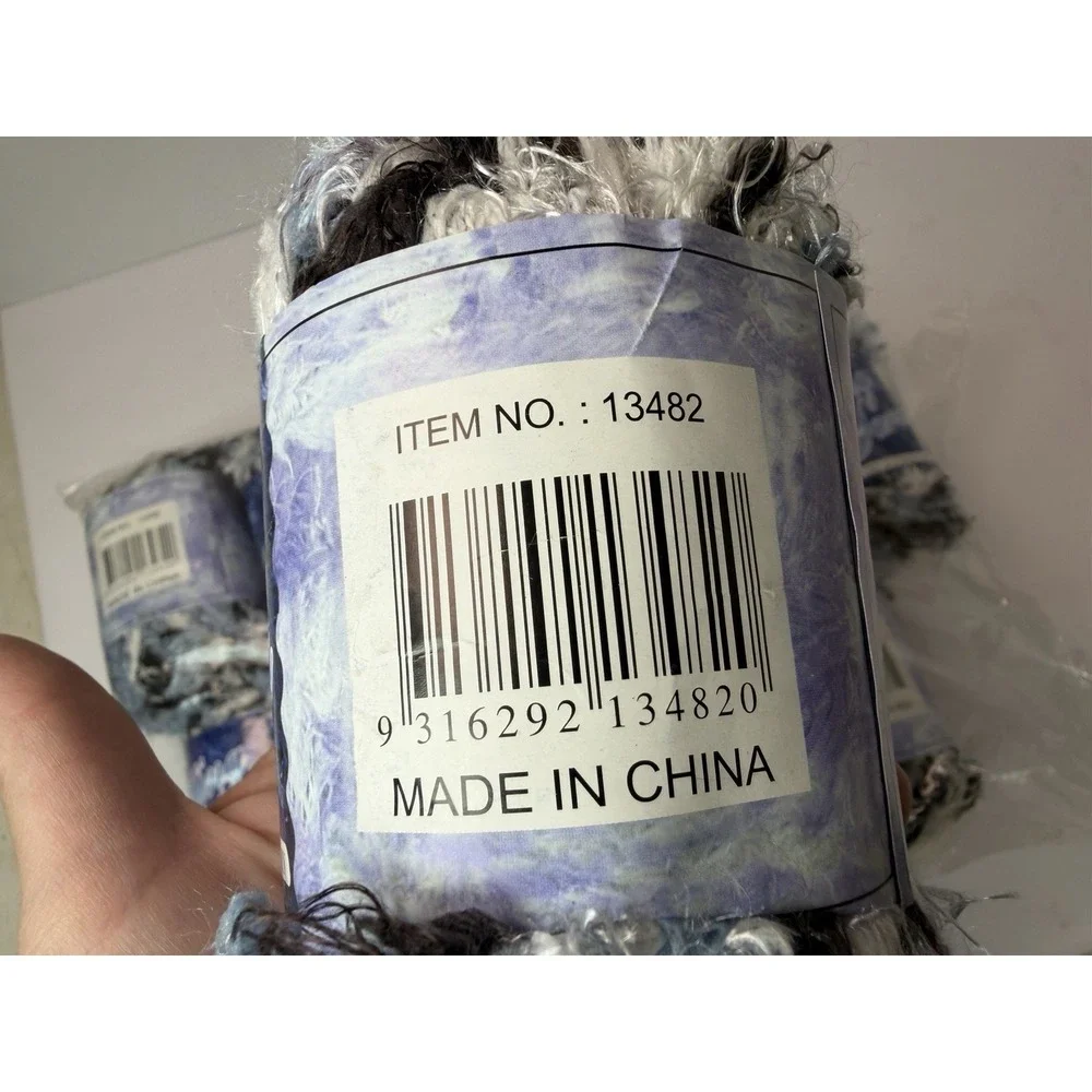 Knitting Yarn 100% Polyester Micro-fiber Black White‎  Blue Eyelash Yarn Lot 10